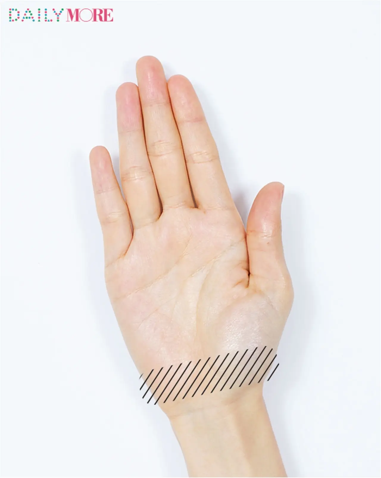 おどろきの小顔に ヘア メイク小田切ヒロの 別人級セルフコルギ ほお えら編 ビューティ コスメ メイク ヘア ダイエット Daily More