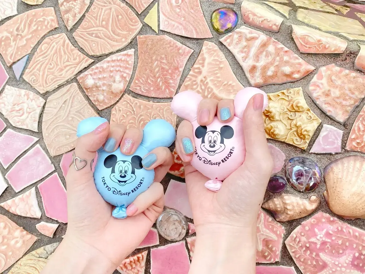 ピンク&ブルーの大人ゆめかわネイル