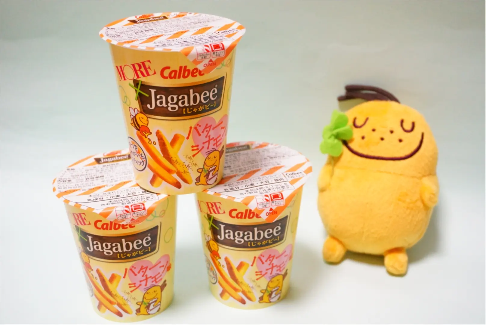もう食べた⁉︎【Jagabee×MORE】私達が作ったコラボ商品『バターシナモン』が大好評発売中‼︎新商品が出来上がるまでの秘密も教えちゃう♡_1