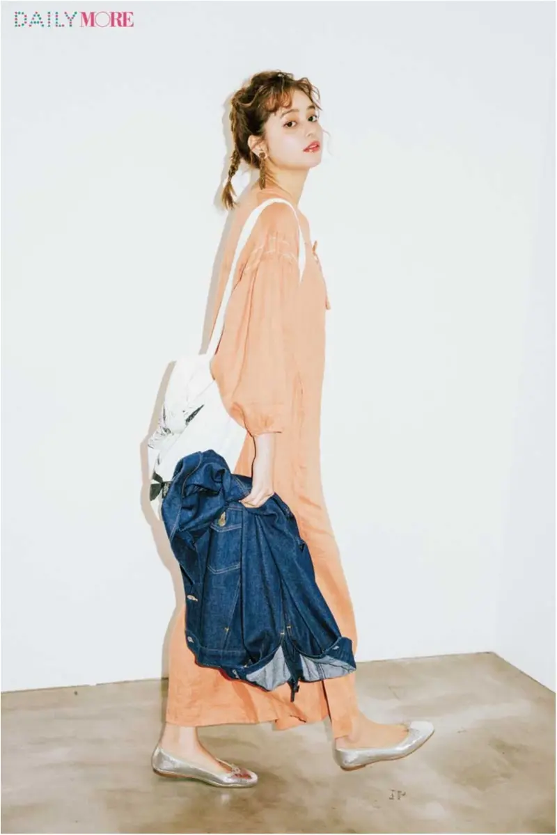 岸本セシルが教える! 無敵可愛い「三つ編みポニー」ヘアの作り方♡_3