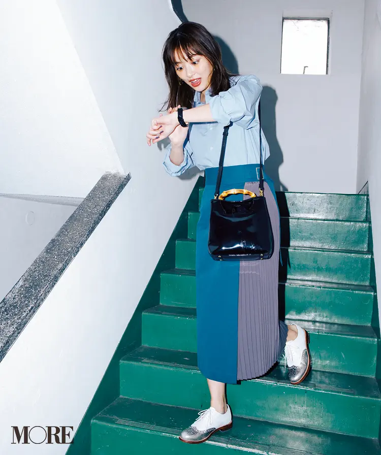 春のシャツコーデ特集《2019年版》- 20代女子におすすめ!オフィスカジュアルにちょうどいい きれいめシャツのコーディネートまとめ_18