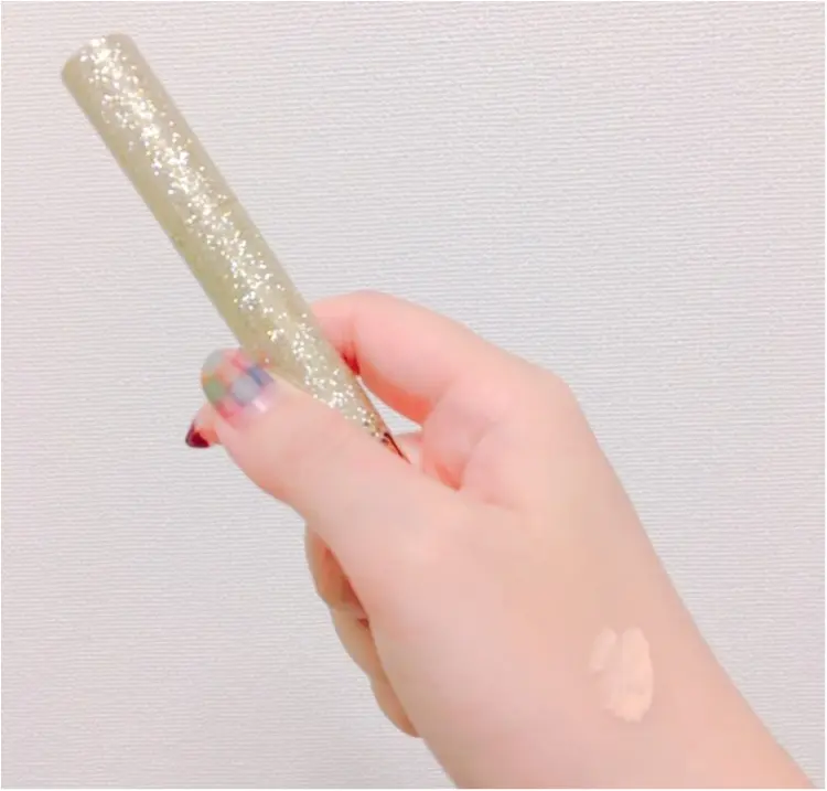 《30歳までに買い揃えたい世界の名品》24年間変わらずベストセラー!"魔法の筆"と呼ばれるYSL(イヴ・サンローラン)のラディアントタッチ♡_4