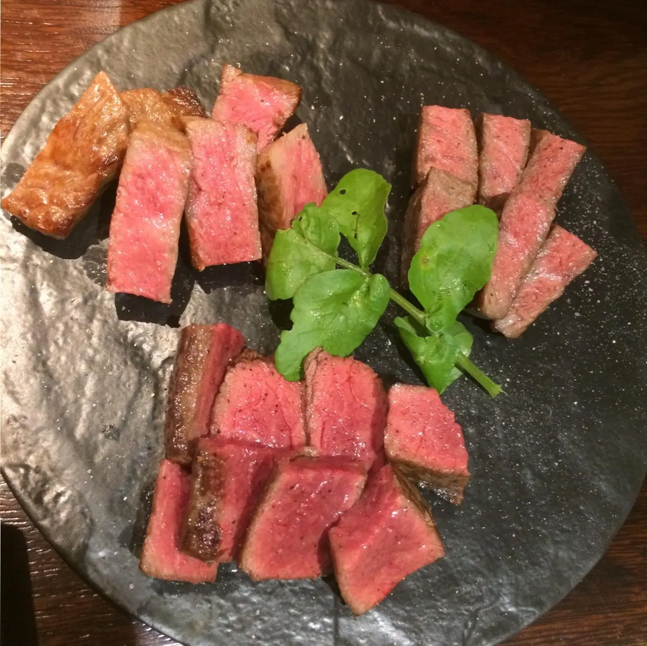 クリスマスイブもお肉を食べたいっっ!!! 恵比寿の『89BAL』で厳選和牛を堪能♡_1