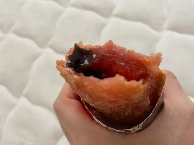 【マック期間限定】話題沸騰!ずるいチョコいちごパイの感想は?_3