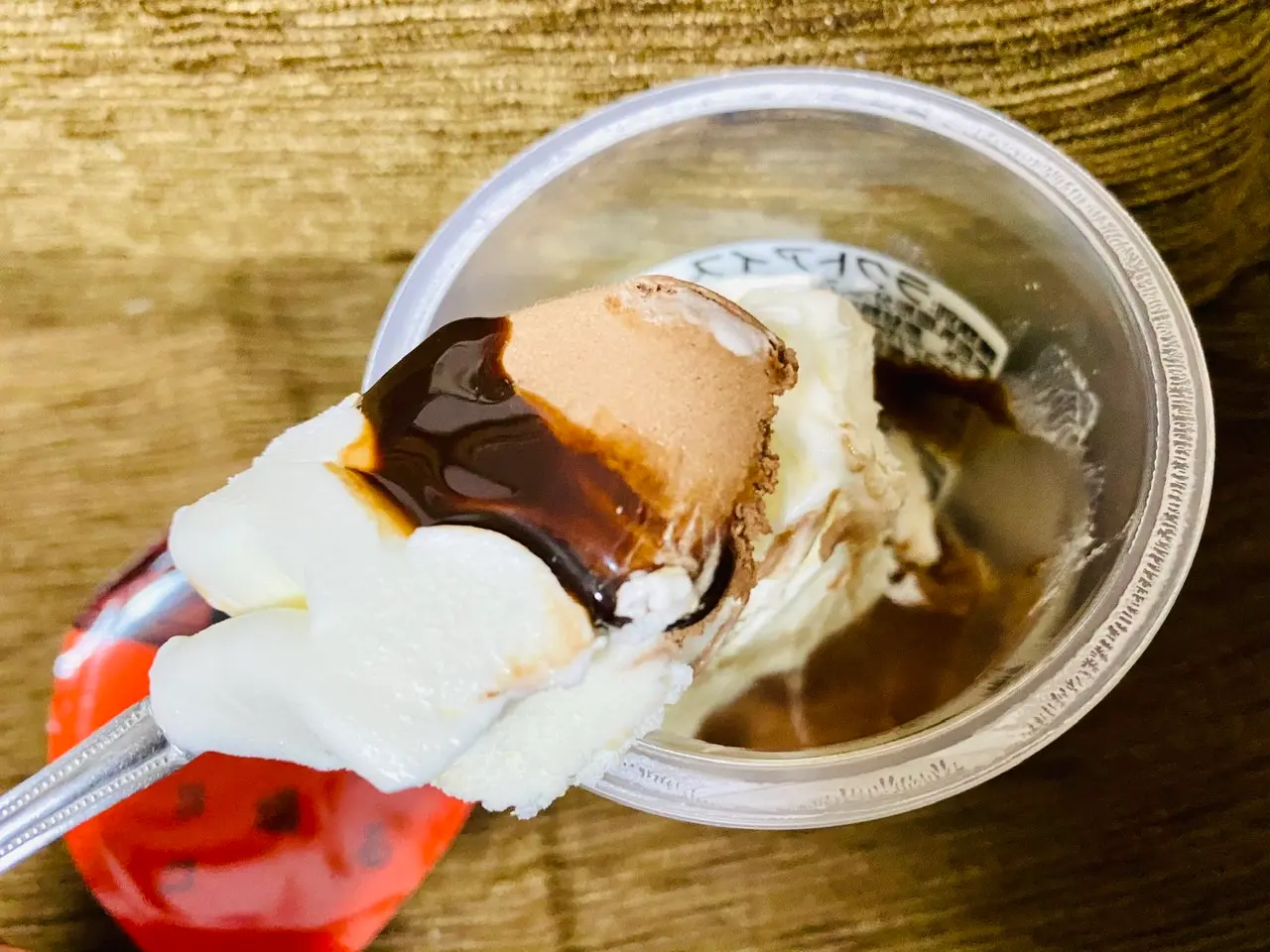 【ファミマ限定】待ってた新作★あの大人気アイス《食べる牧場ミルク》がチョコになって新登場♡_4