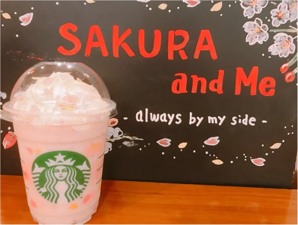 【スタバ】に一足早く春到来❤︎まるで飲む桜もち!もちもちソースが絶品の《さくら ストロベリー ピンク もち フラペチーノ》♡♡_1