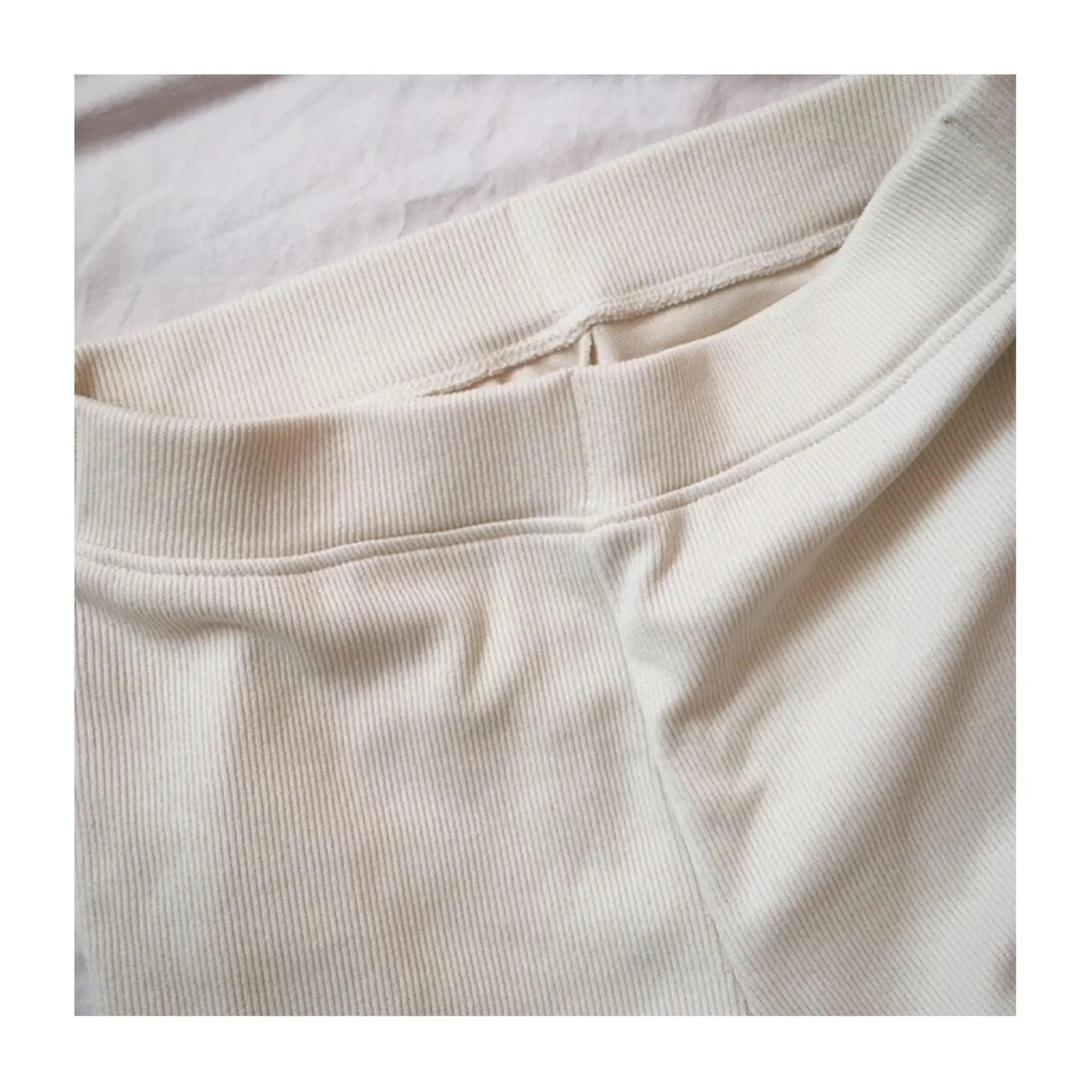 大人気アイテムが《待望の再入荷❤️》買うなら今!【GU】リブスリットレギンスパンツ¥1,490+税☻_3
