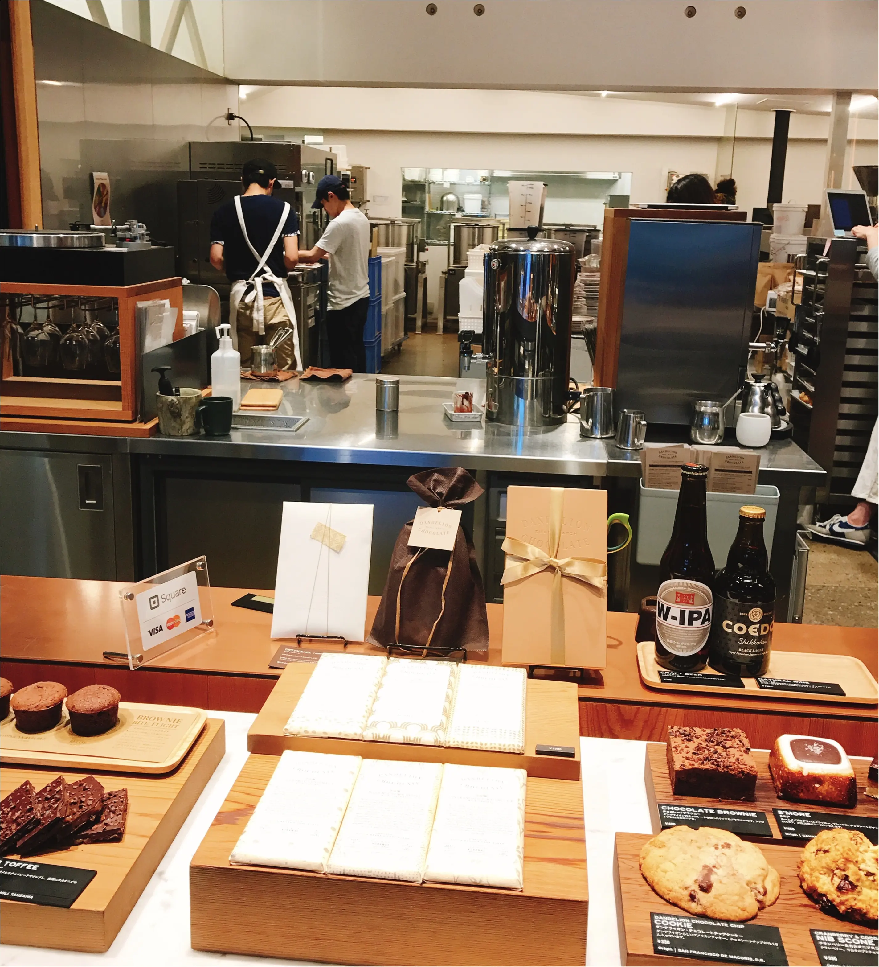 香りを食べる♡チョコレートの新トレンド“Bean to bar”の専門店「ダンデライオン・チョコレート」@蔵前☻コンビニでも本格派のチョコレートが買えちゃう!?_2