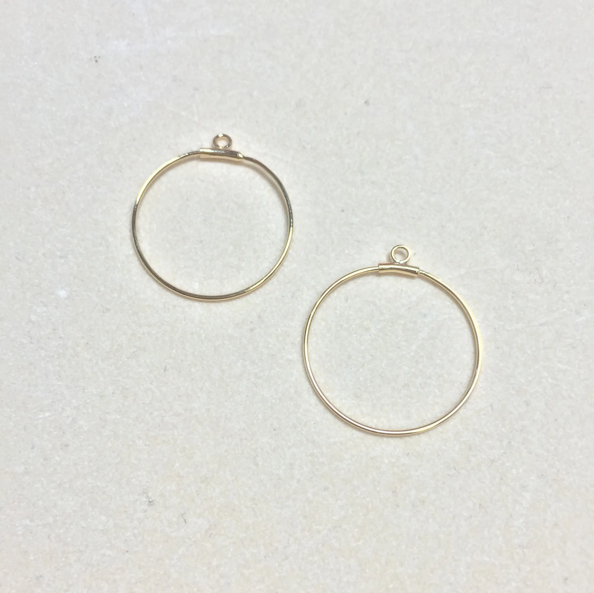 【通すだけの簡単ハンドメイド♡】ターコイズをアクセントに♪夏カラーで作るフープイヤアクセ☺︎_1