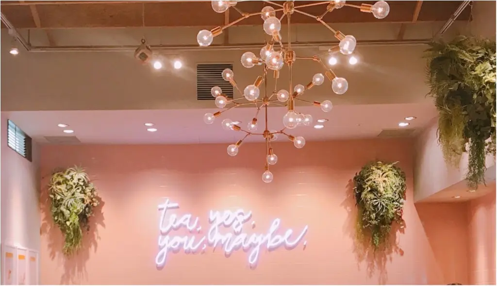 【ALFRED TEA ROOM】のバレンタインドリンク《ウィンターギフトティー》が可愛すぎる♡♡チョコっと大人なミルクティーが美味❤︎_2