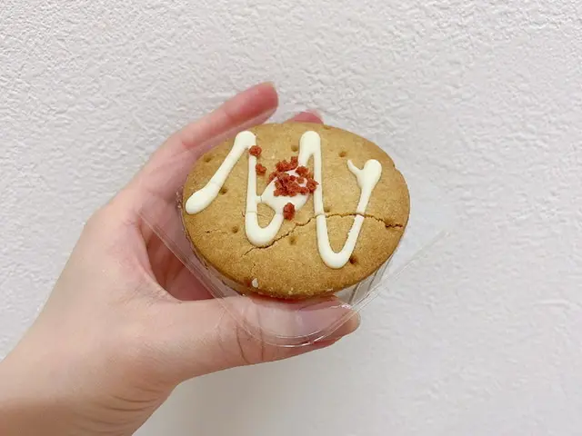【おすすめいちごスイーツ】『セブンイレブン』新作クッキーサンドが美味しすぎる♡_2