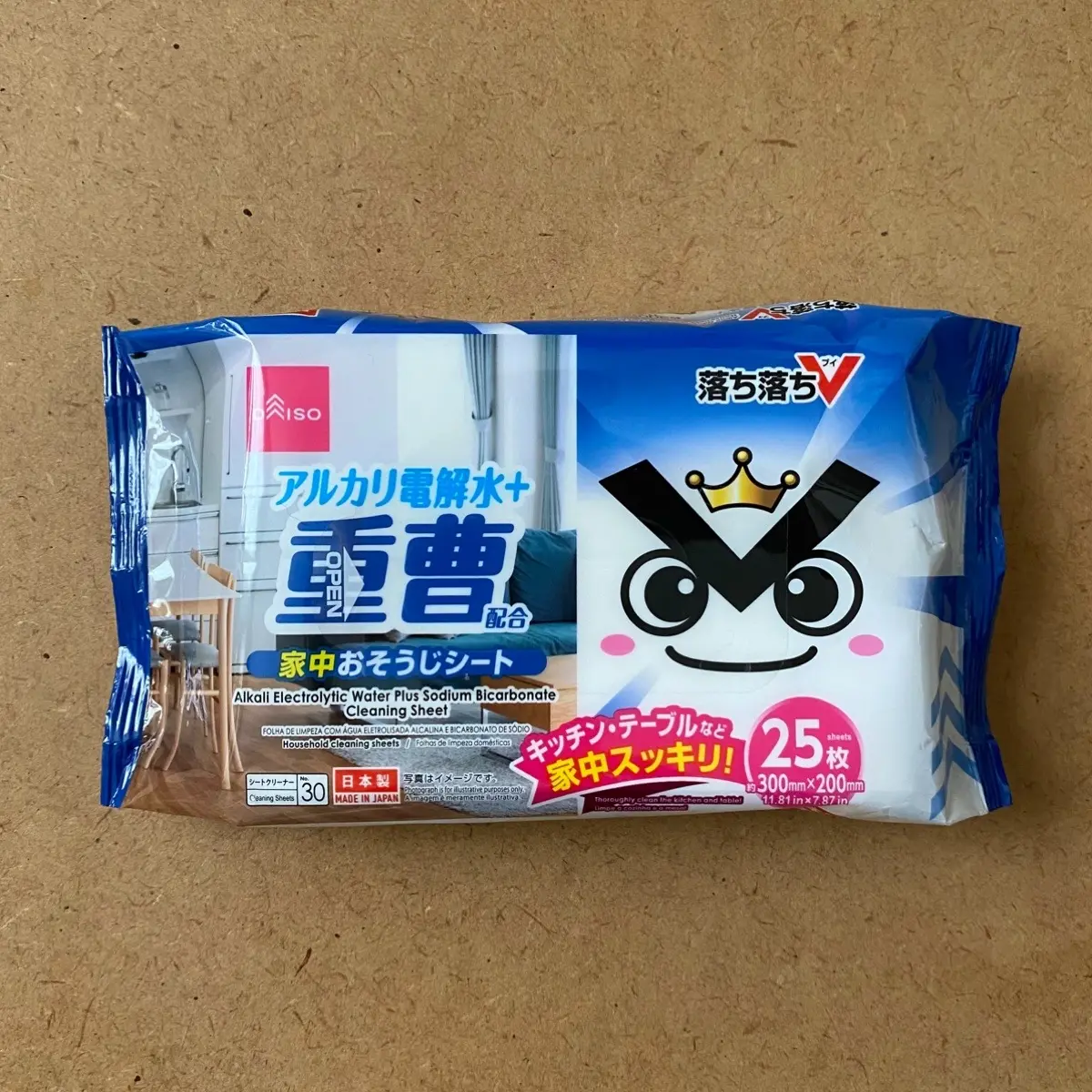 DAISO（ダイソー）の100均お掃除グッズ、落ち落ちV アルカリ電解水+ 重曹配合 家中おそうじシート