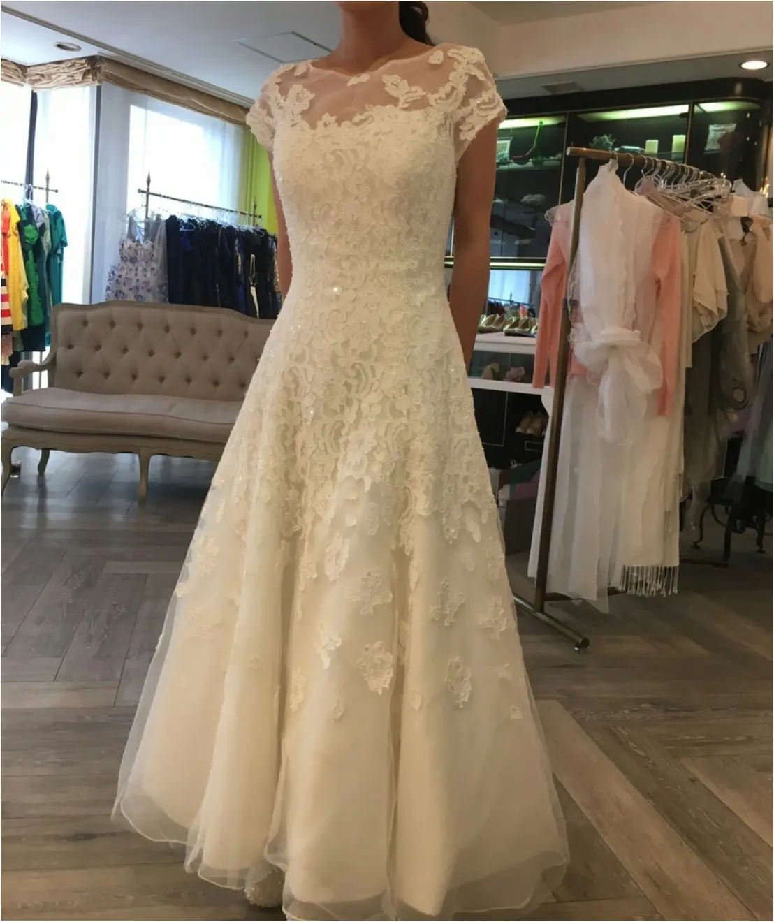 卒花さんに聞く【ドレス特集】- 結婚式・二次会におすすめ! プレ花嫁さんに人気のおしゃれなウェディングドレスは?_12