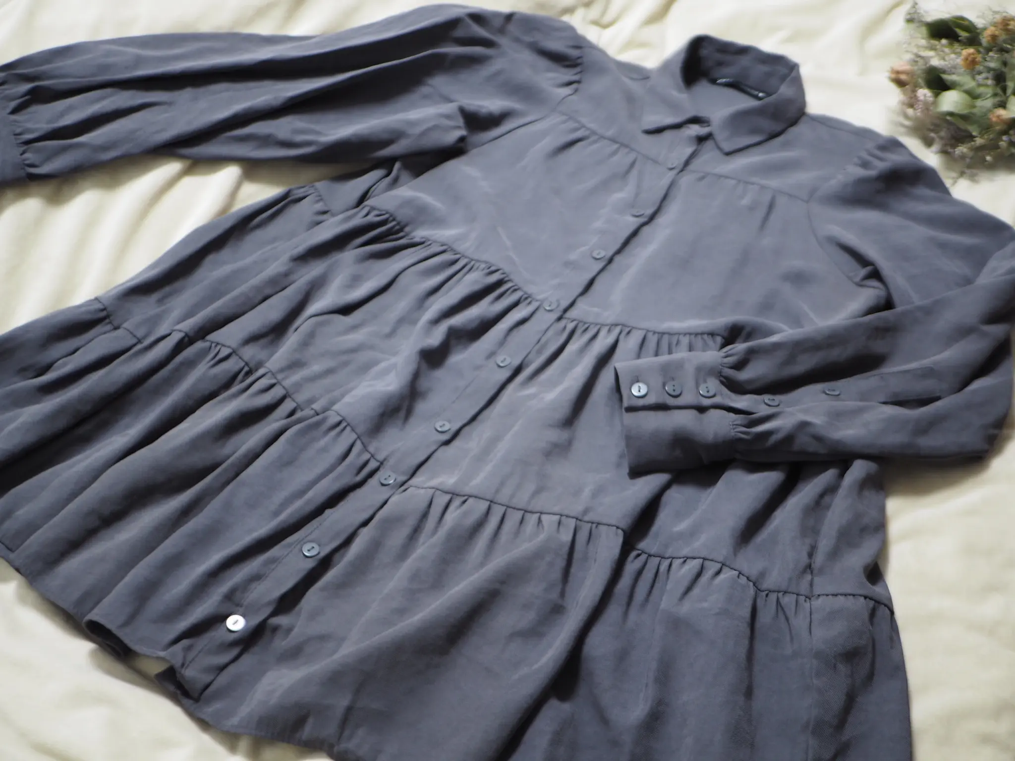 【ZARA】今から春まで着回せる! おすすめのトレンド服《ティアードシャツ》★_1