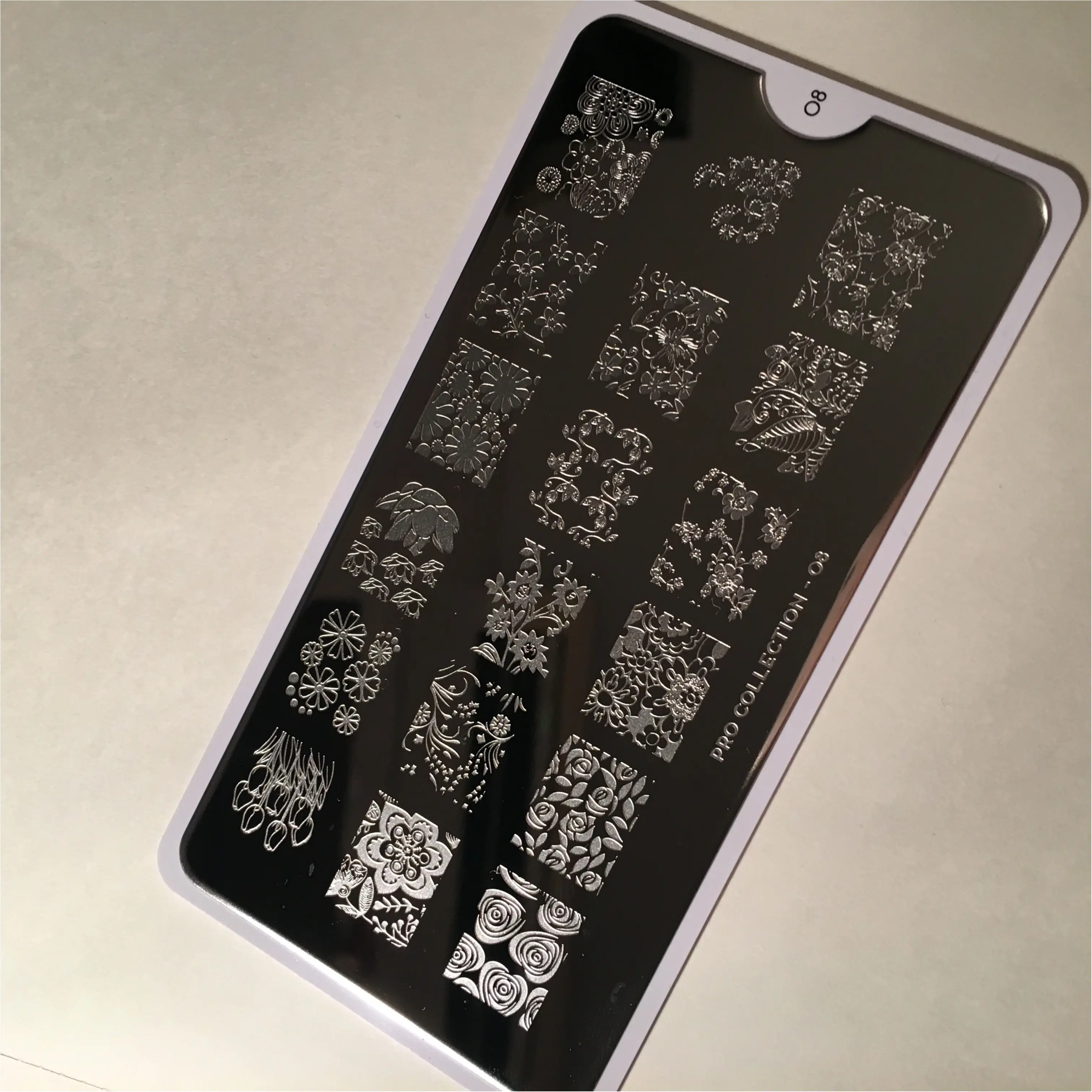 *ロンドン発の次世代ネイル*シールのようなスタンプで繰り返し使用可能⁈!_8