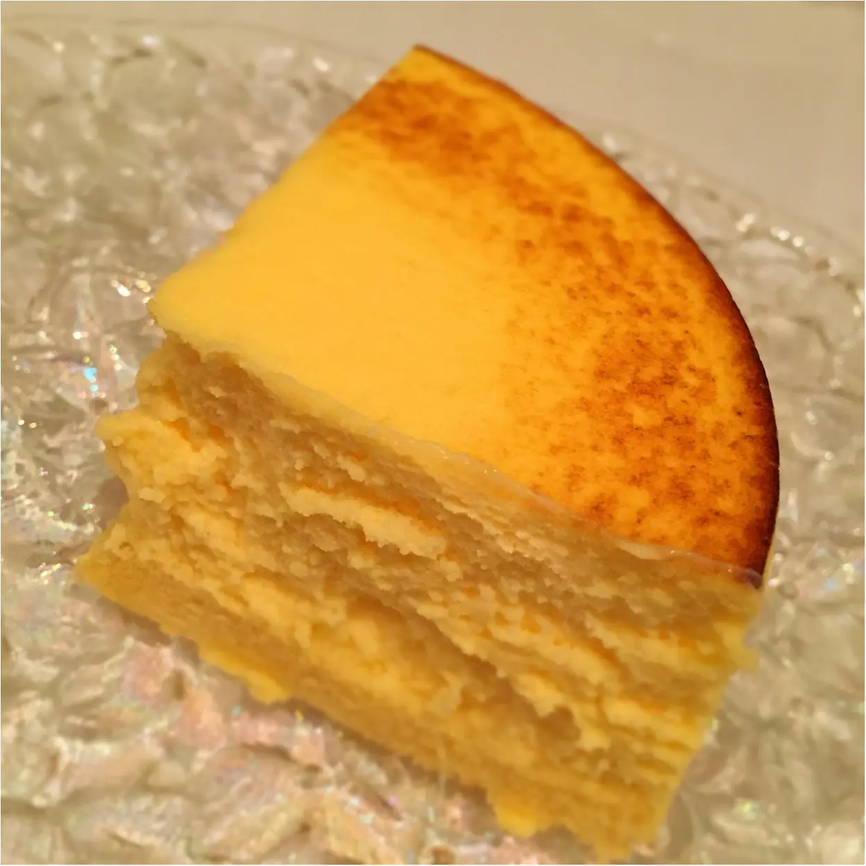 口の中でふわっととろける幸せの味♡コンディトライ神戸の《半熟チーズケーキ》_6