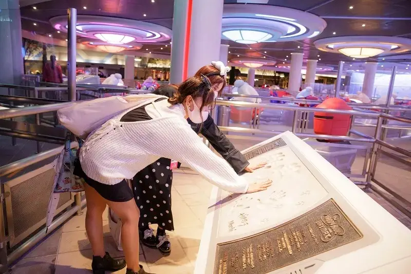 最新レポ 東京ディズニーランド新エリアまとめ 美女と野獣エリアの新アトラクション グッズ特集 ライフスタイル まとめ Daily More 最新レポ 東京ディズニーランド新エリアまとめ 美女と野獣エリアの新アトラクション グッズ特集 ライフスタイル まとめ Daily More