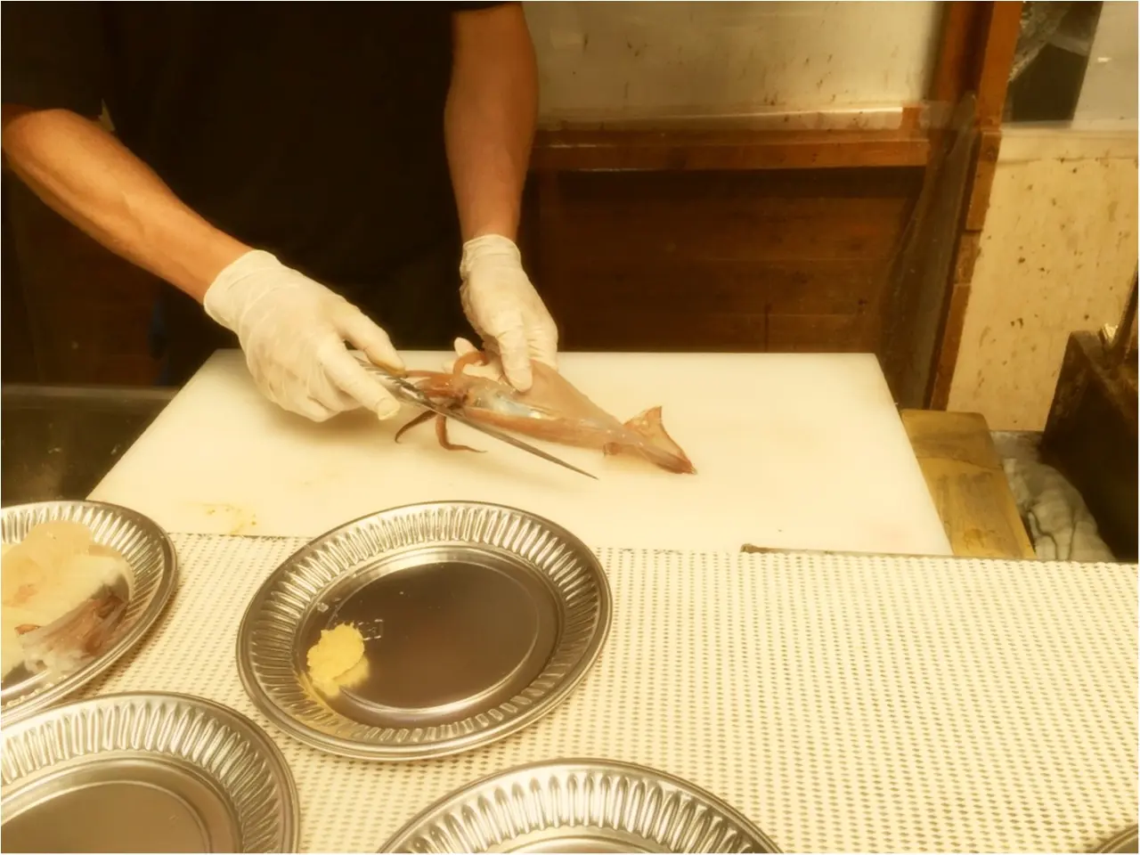 《夏の北海道・函館》朝市で【イカ釣り】体験!イカを釣って楽しく食べて美味しく♡*_6