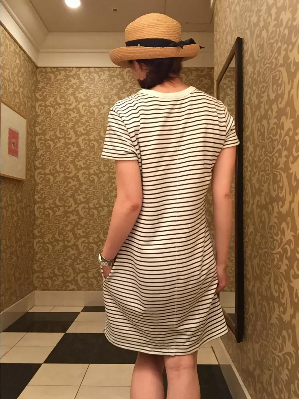 ストローハットの王道!Helen Kaminskiでプチバカンスコーデ_3