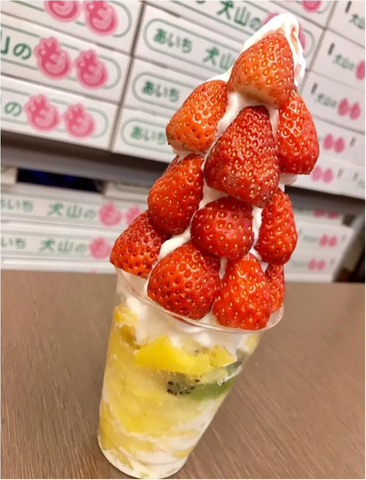 【FOOD】 まだまだ苺に夢中です♡買わずにはいられない!盛りパフェ苺があるのはココッ♡!_1