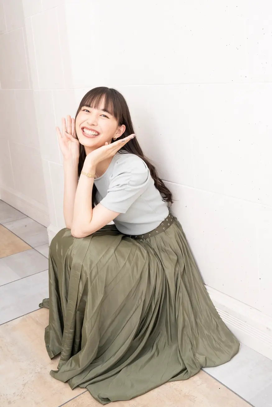 視聴者へのメッセージを語る井桁弘恵