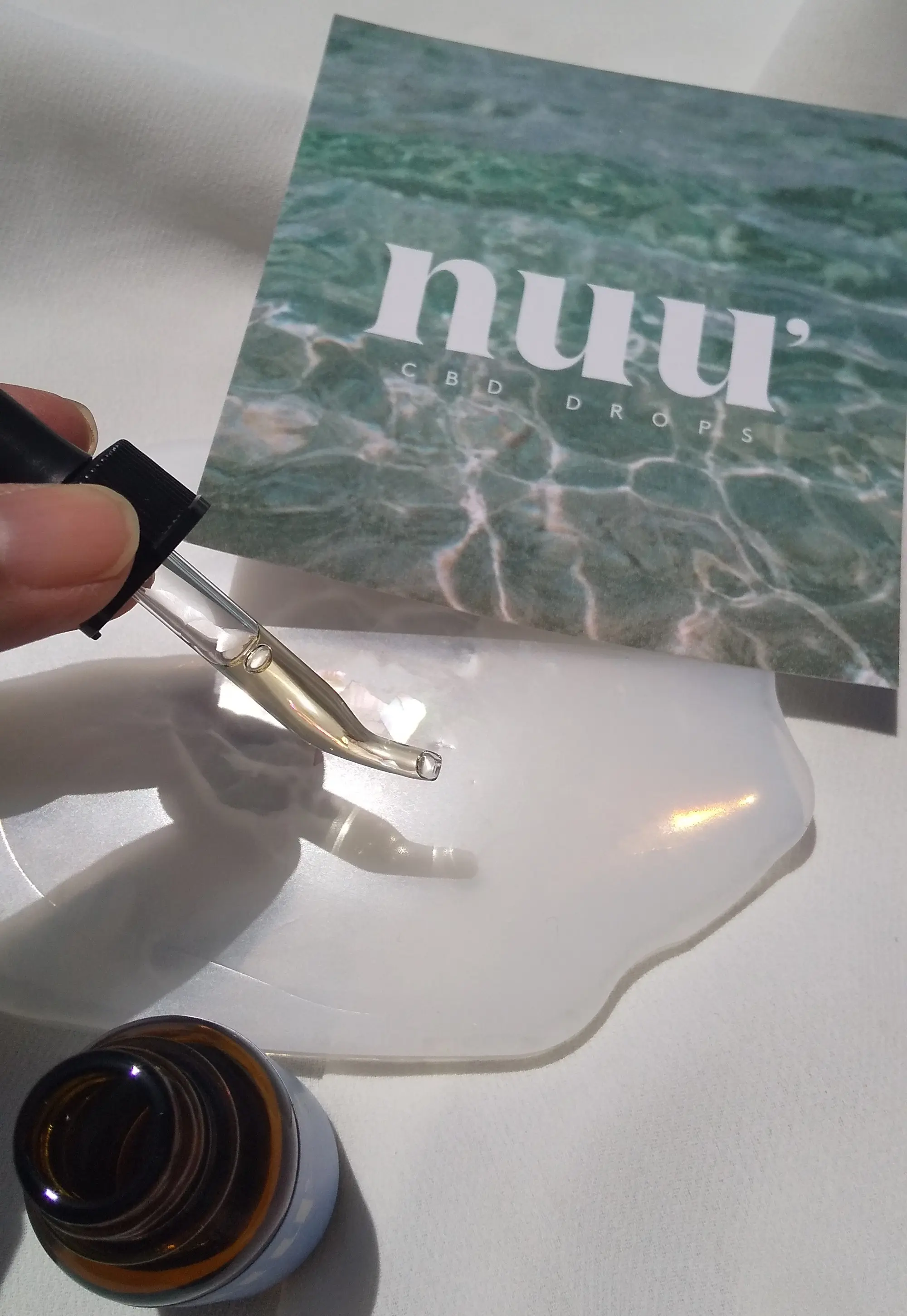 【What is CBD?】体の声を聞いてみる。不調を縫い合わせる『nuu'』に注目!!_5