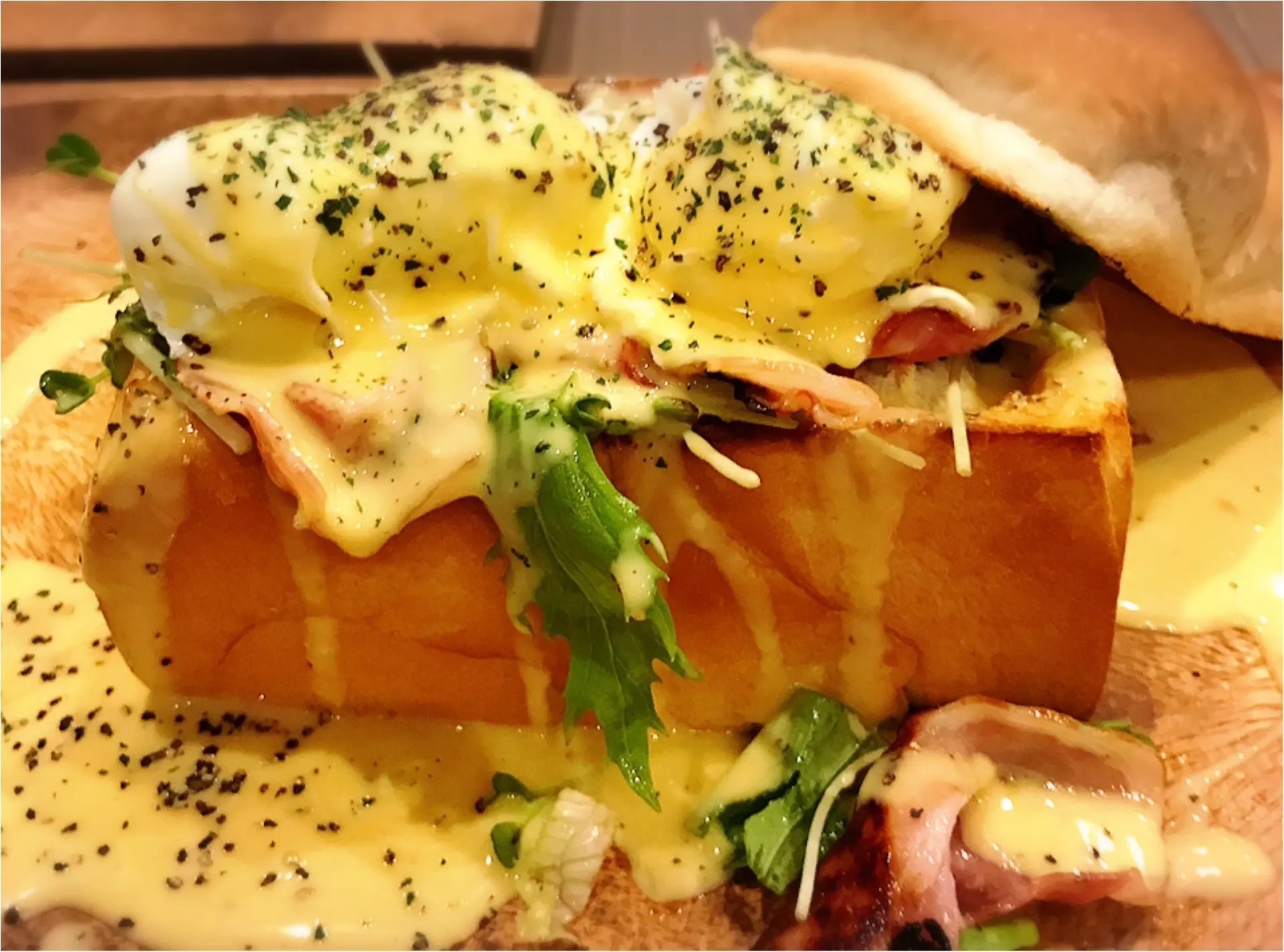 ★食パン丸ごとメインディッシュに⁉︎新感覚トースト『Q-BIC TOAST』っていったい何?★_1
