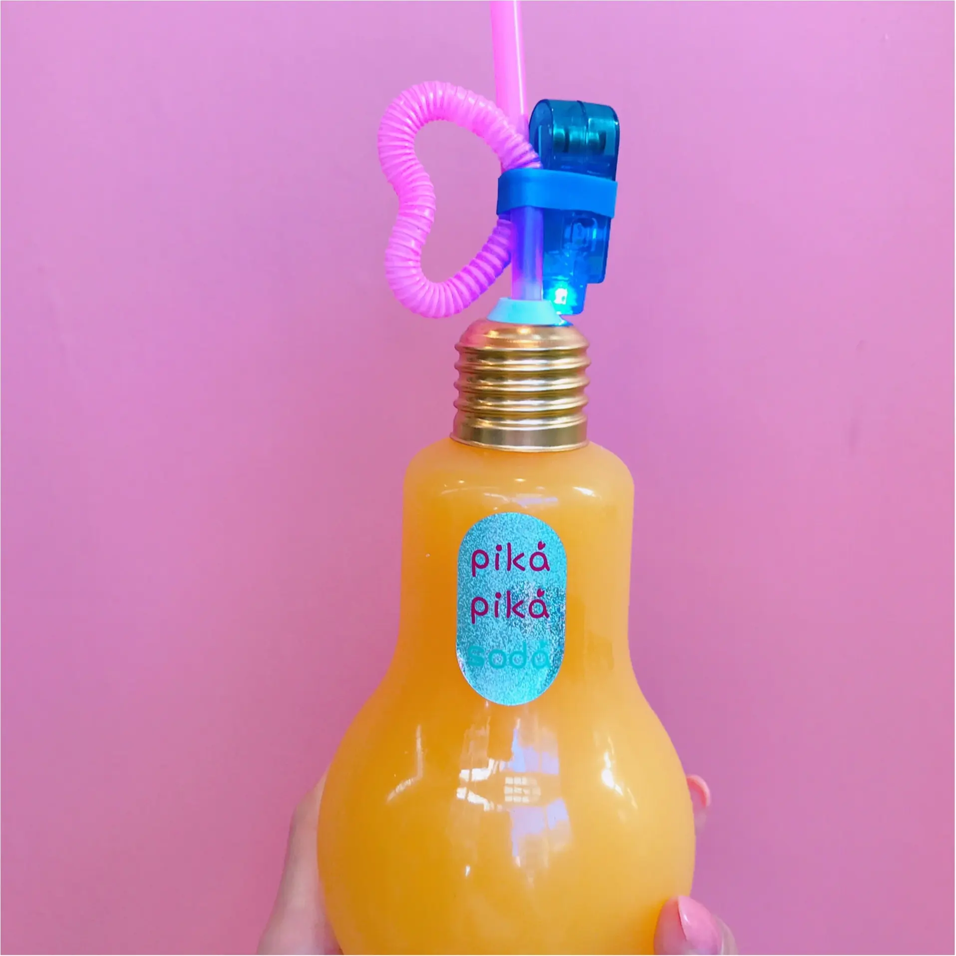 ★Hotな夏にコレはいかが?見た目ウケ抜群!『pika pika soda』の電球ソーダ★_4