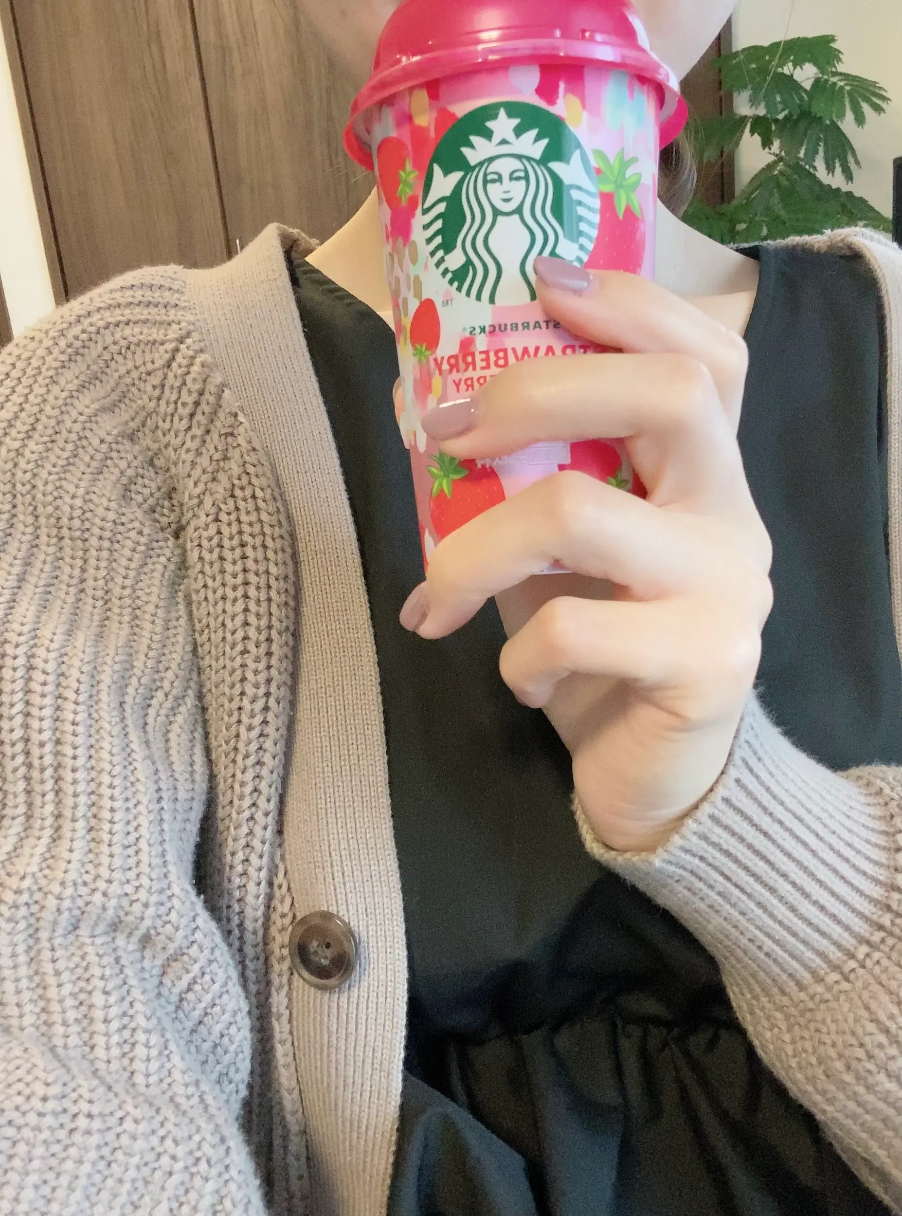 【ファミマ限定発売!】スタバ新作ストロベリー チルドカップ♡_6