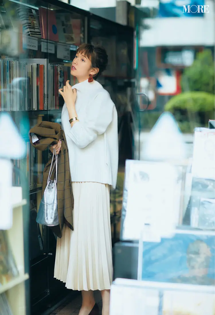 【2020】冬のオフィスカジュアル特集 - ユニクロなど20代女性におすすめの人気ブランドの最新コーデまとめ_24