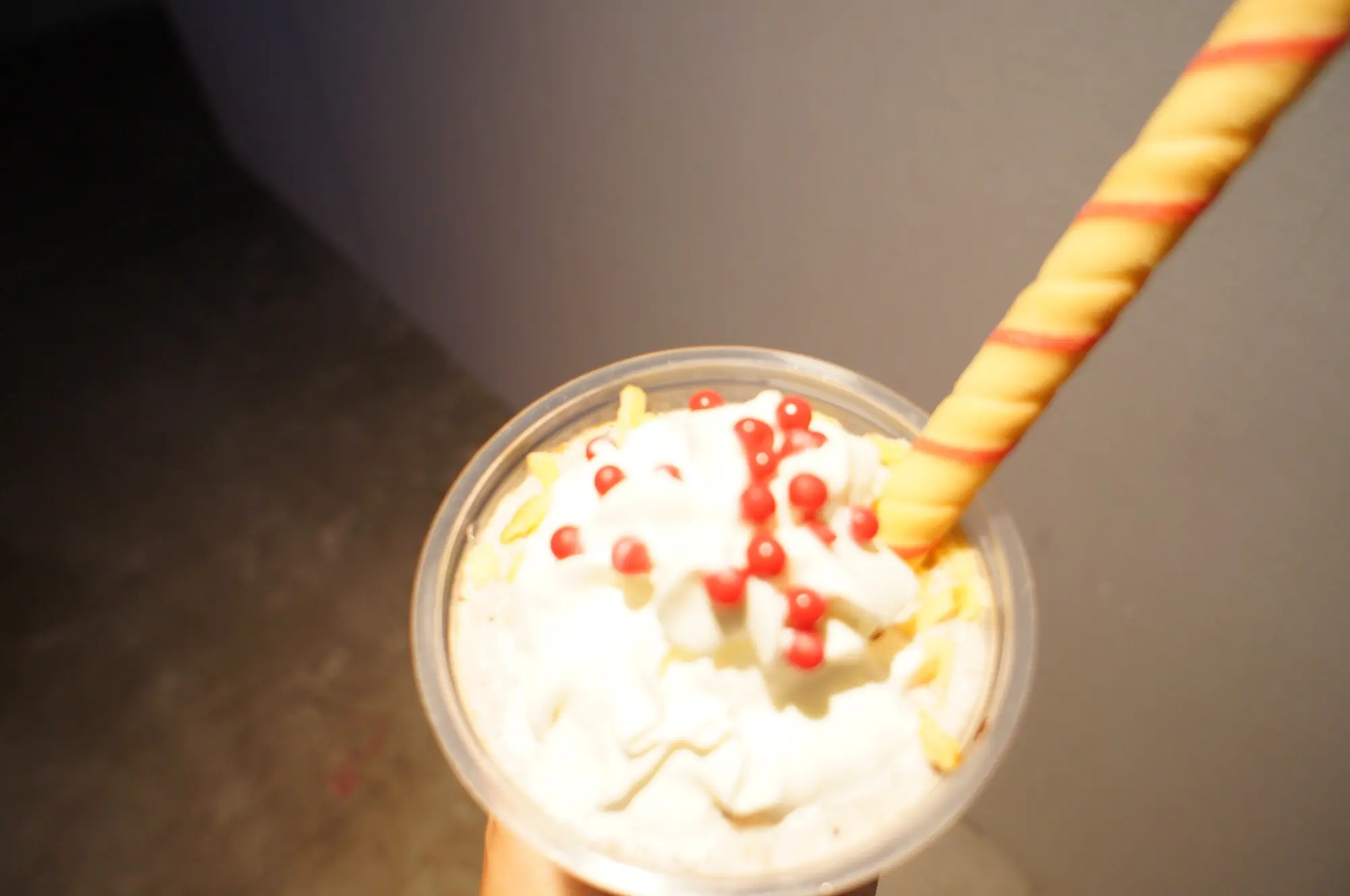 《いよいよ明日から❤️》先行発売【スタバ】サンタブーツ チョコレート フラペチーノを飲んできました☻!_3