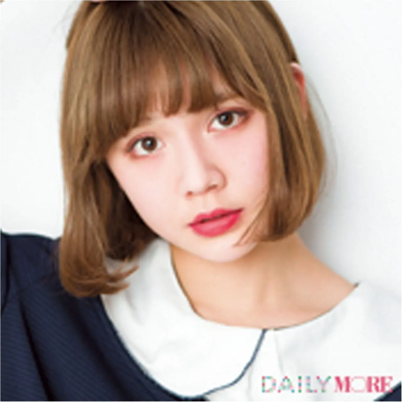 ハンドもペディも、くすみブルーで上品に♡ 【モアビューティズ・村田倫子ちゃんのネイルをパパラッチ!】_1