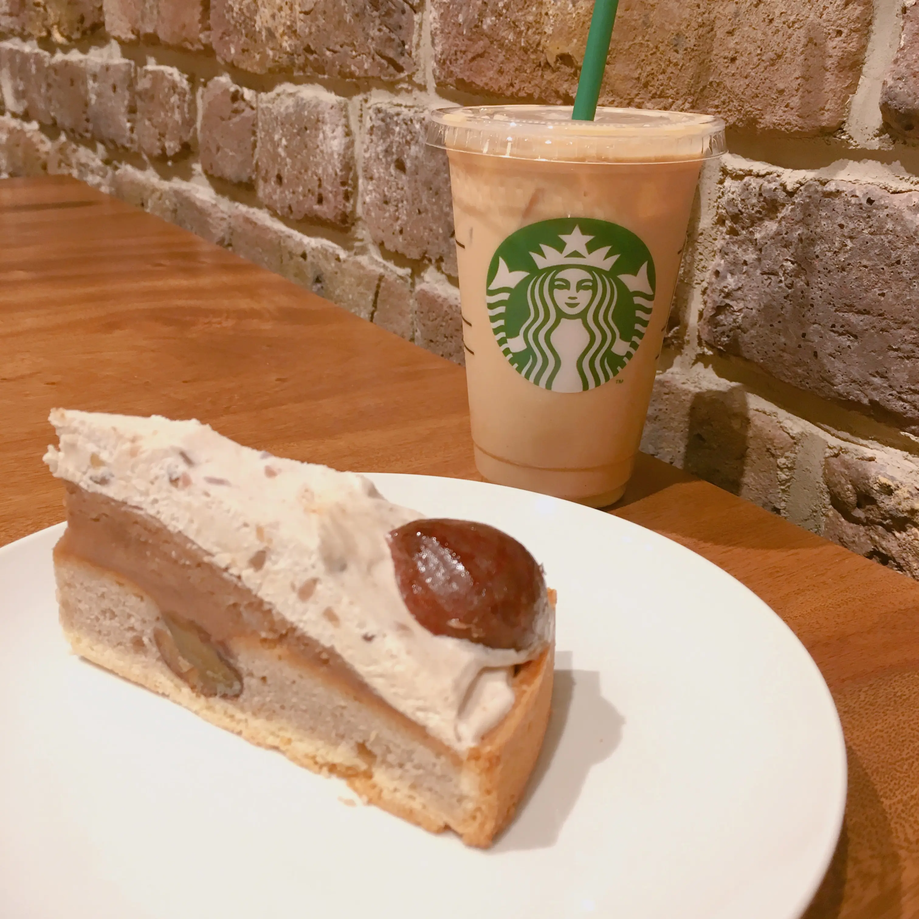 【STAR BUCKS】季節のおすすめ♪ 栗がたっぷりのマロンタルト♡ 11月からの新作ドリンク情報も要チェック♡♡_1