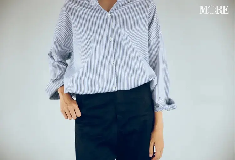 ナチュラルタイプに似合うパンツコーデの腰回り