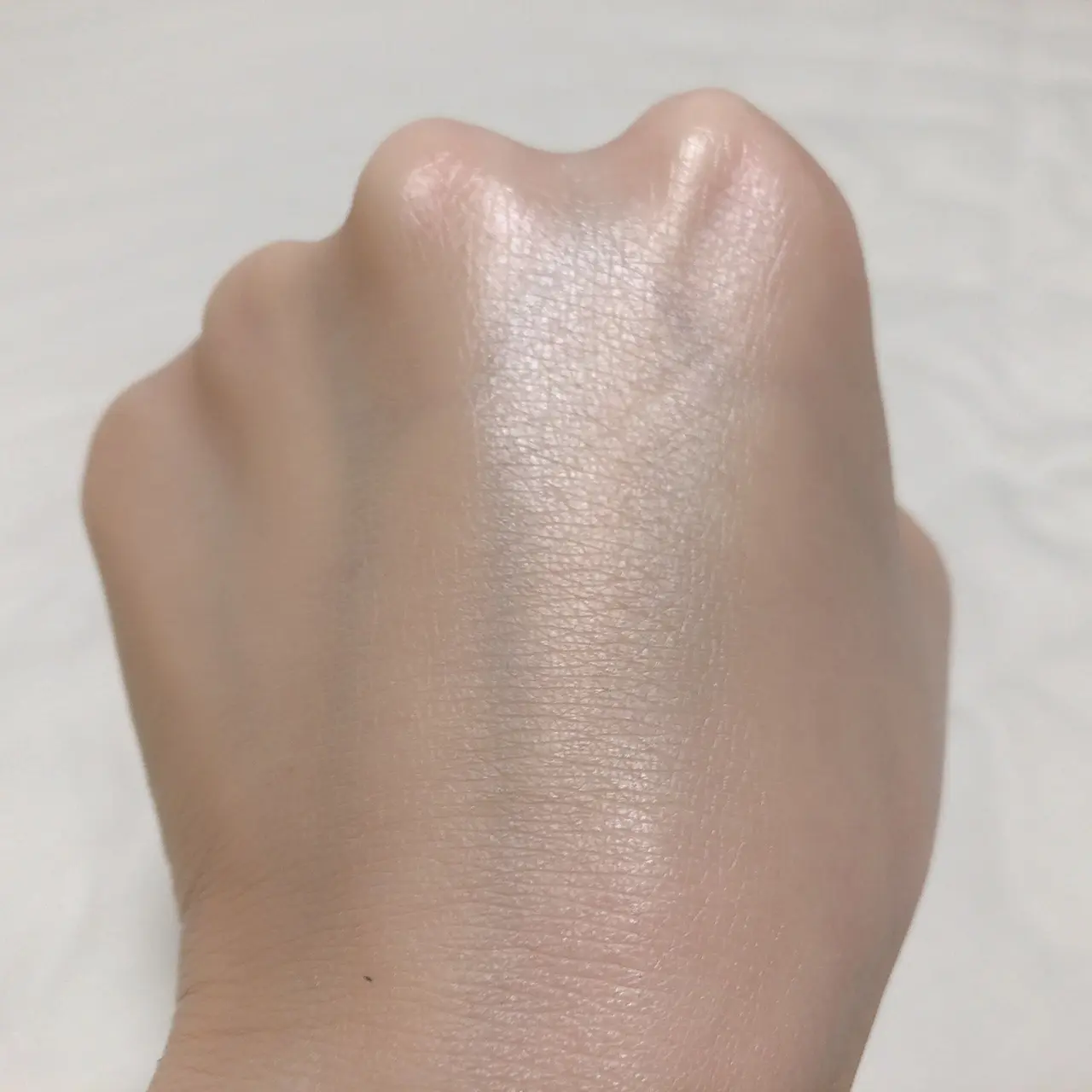 手の甲