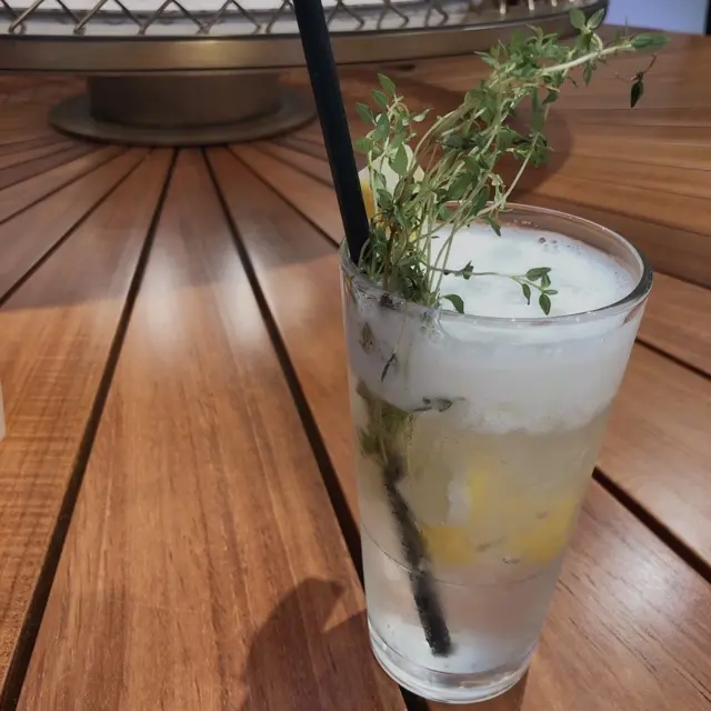 LEXUSが提案するカフェ【THE SPINDLE】に行ってきました!_1