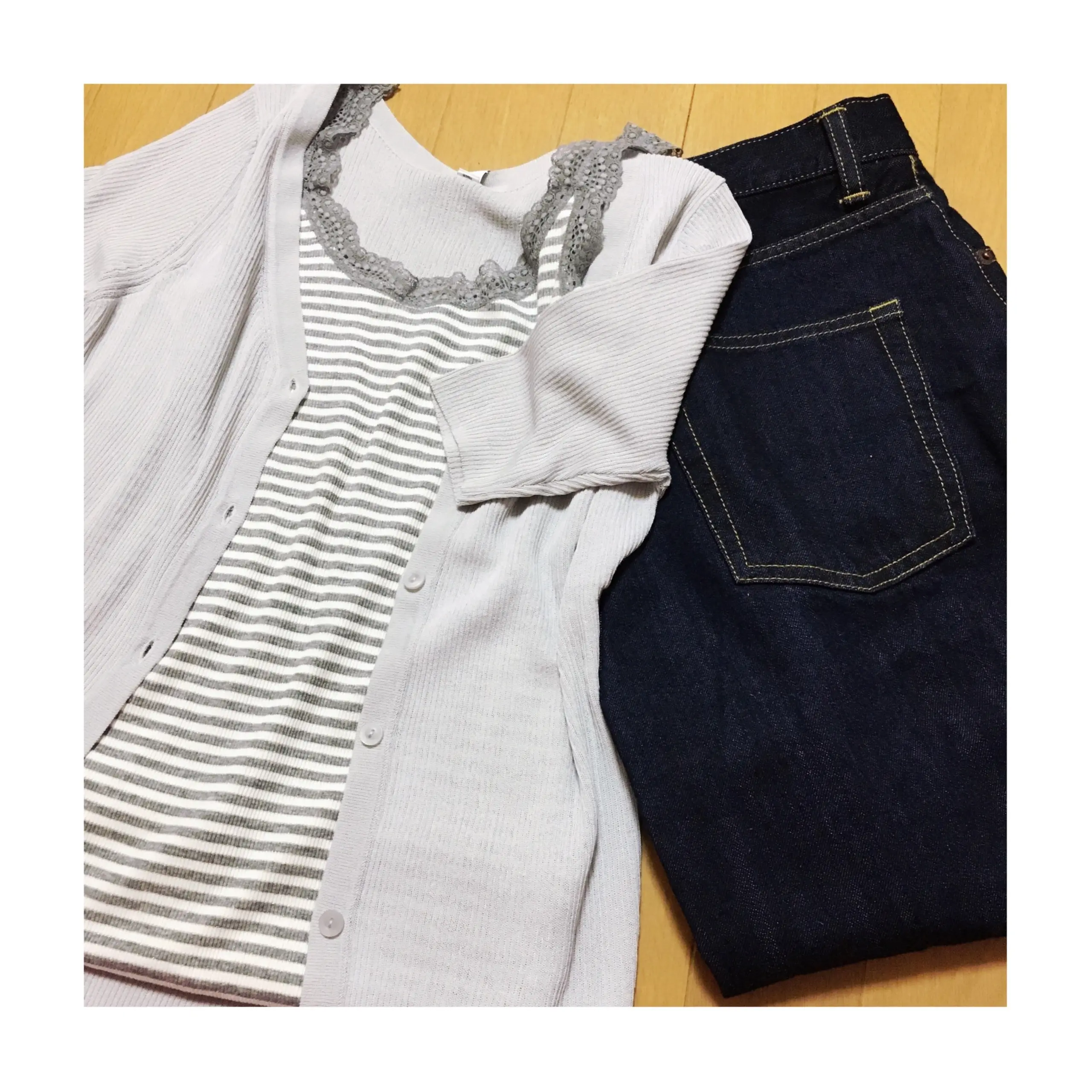 《4日間だけの限定価格¥990+税!》【UNIQLO】のライトVネックリブカーディガンがオンオフ使えて優秀です❤️_5