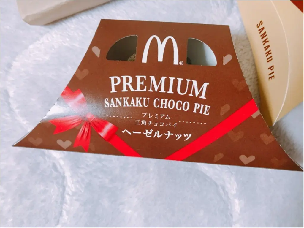 【マクドナルド】の定番スイーツ❤︎《三角チョコパイ》がプレミアムに!でもプレミアムって何が違うの!?徹底比較してみました★_6