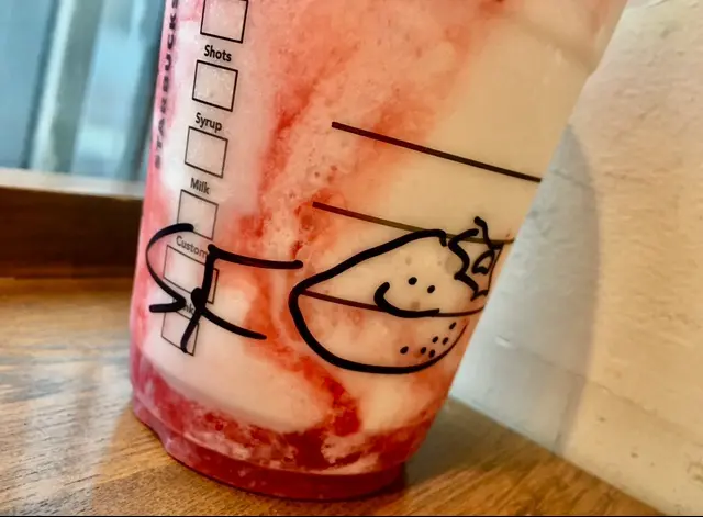 【スタバ】第3のいちごフラペチーノが飲めるのもそろそろ…!?_4