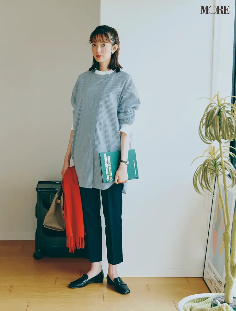ノークバイザラインのパンツをはいた佐藤栞里