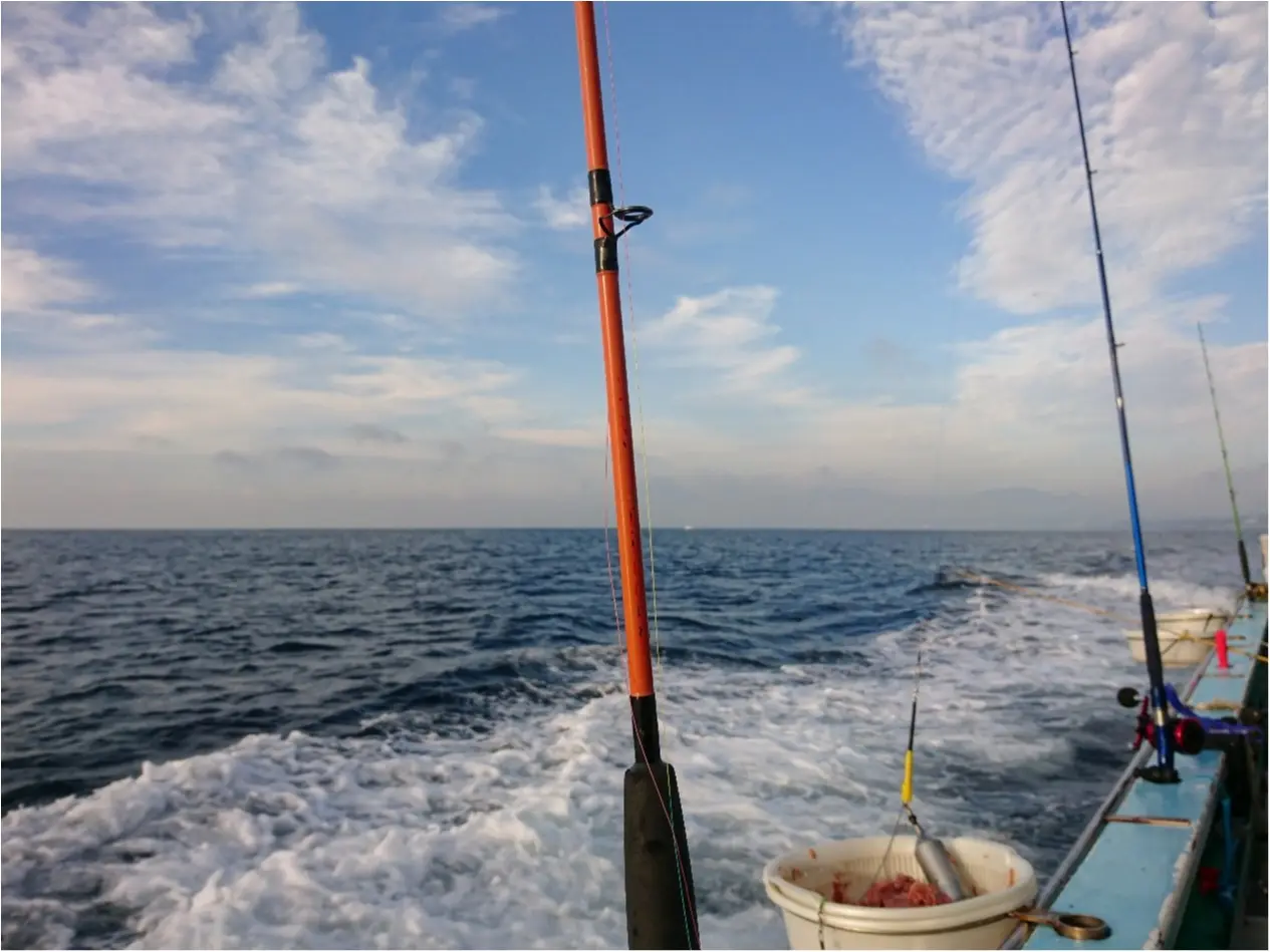 【おでかけ】自分で釣ったら、美味しさも倍増♪ 大海原に囲まれて、“海釣り” に挑戦してきました!_2