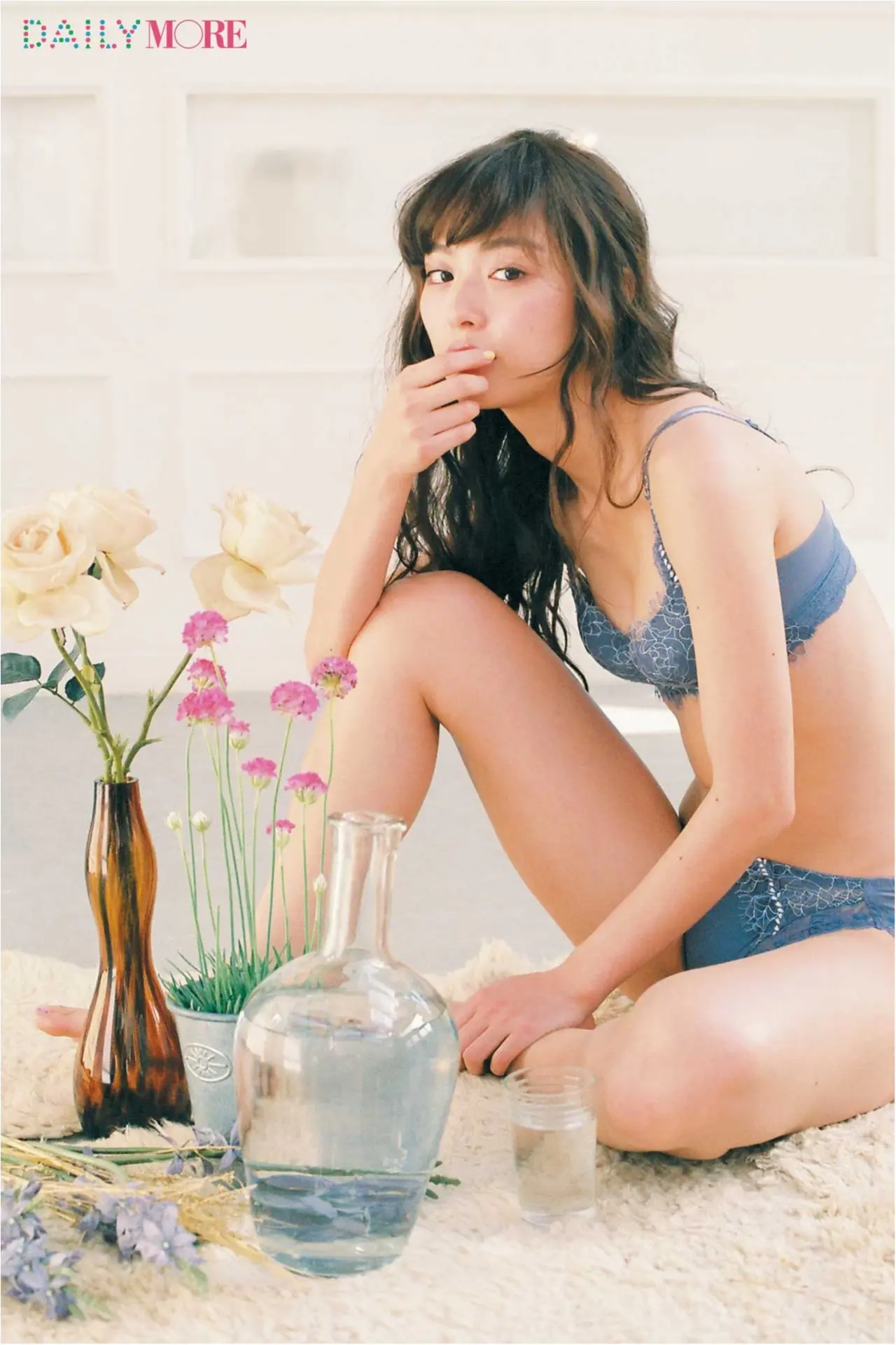 内田理央が魅せる♡ 夏服にマストな透けにくい&ひびきにくいランジェリー♪ _2
