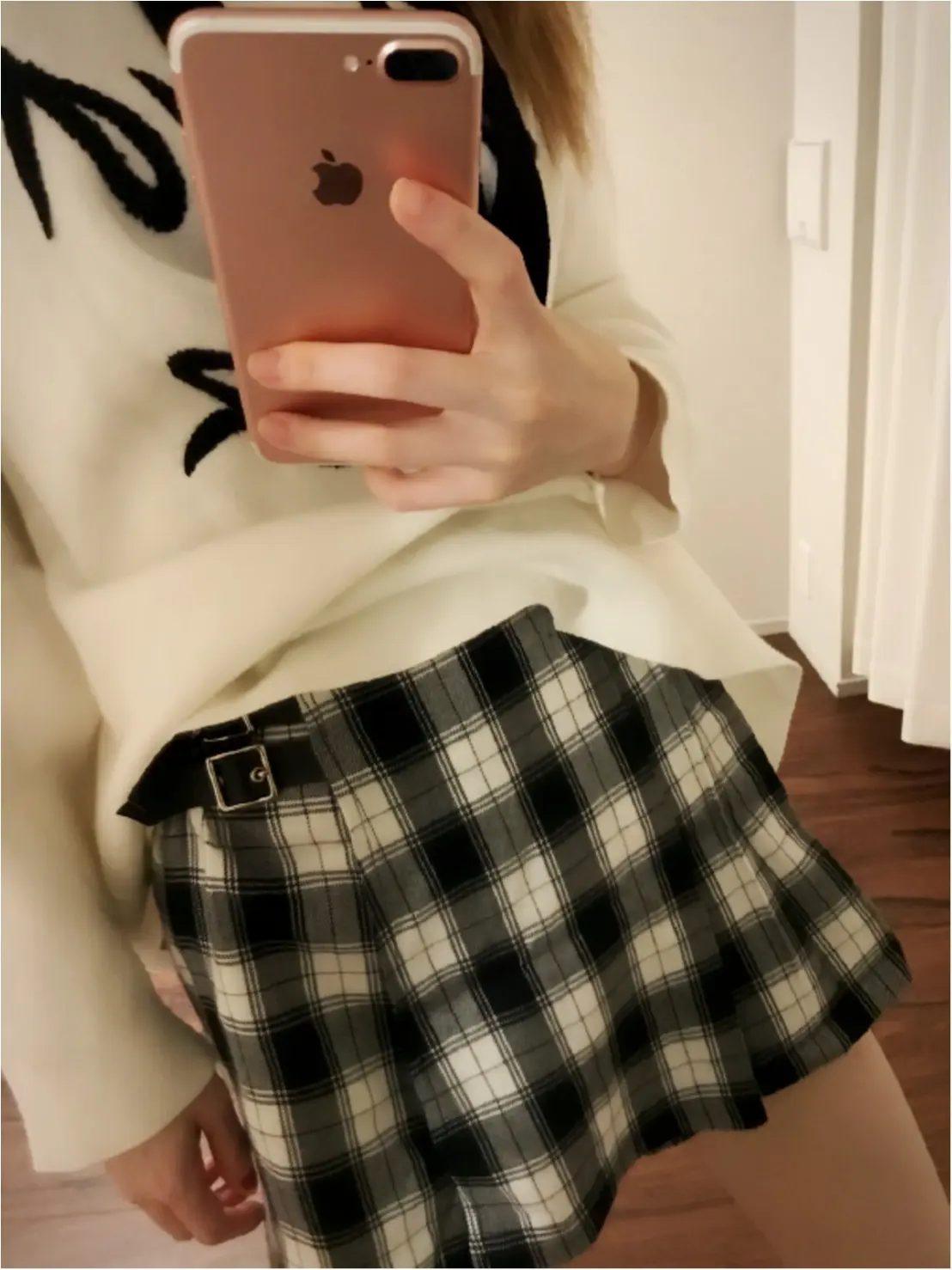 最近気になる【韓国ファッション】一枚の服で女の子バージョン&男の子バージョン!_2