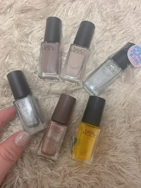 不器用さんでも大丈夫!600円台で手に入る冬セルフネイル♡_1