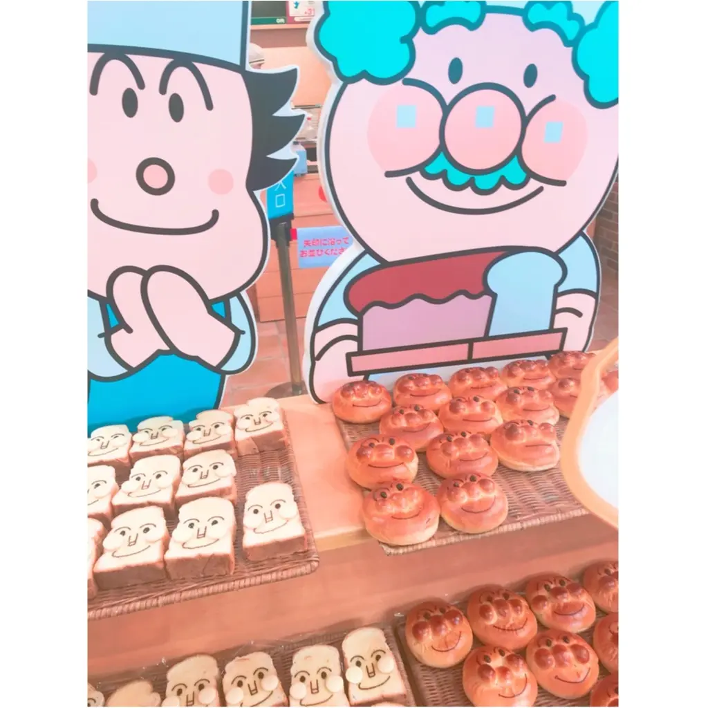 食べるのがもったいない!《 アンパンマンミュージアム 》で可愛すぎるキャラクターパンをゲット ♡_4