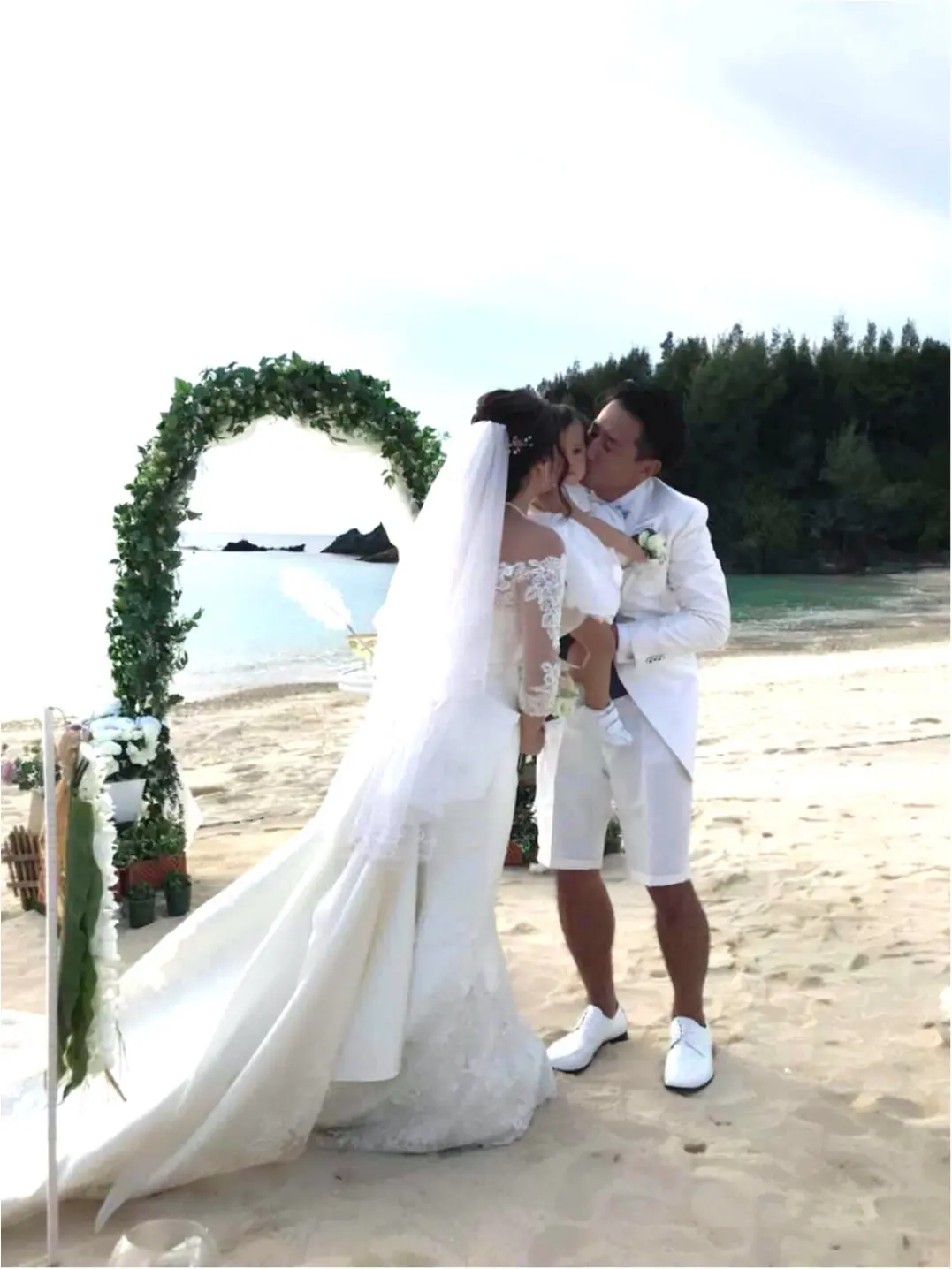 「結婚式」を挙げるか、迷っているあなたに☆_4