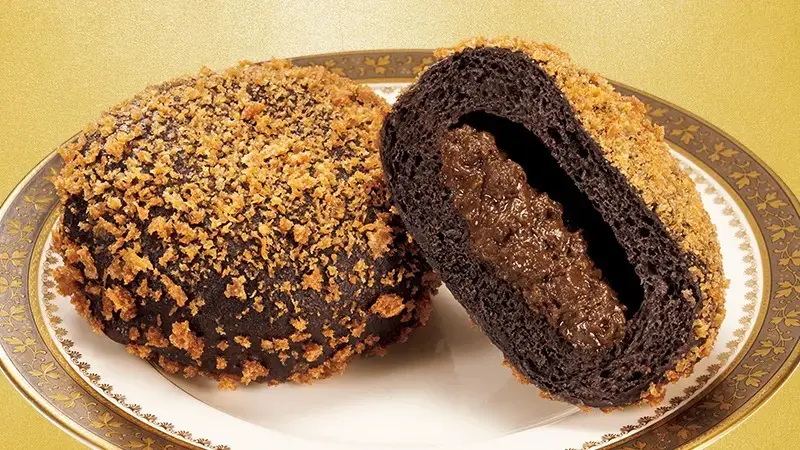 『ローソン』と『ゴディバ』がコラボしたカレーパン