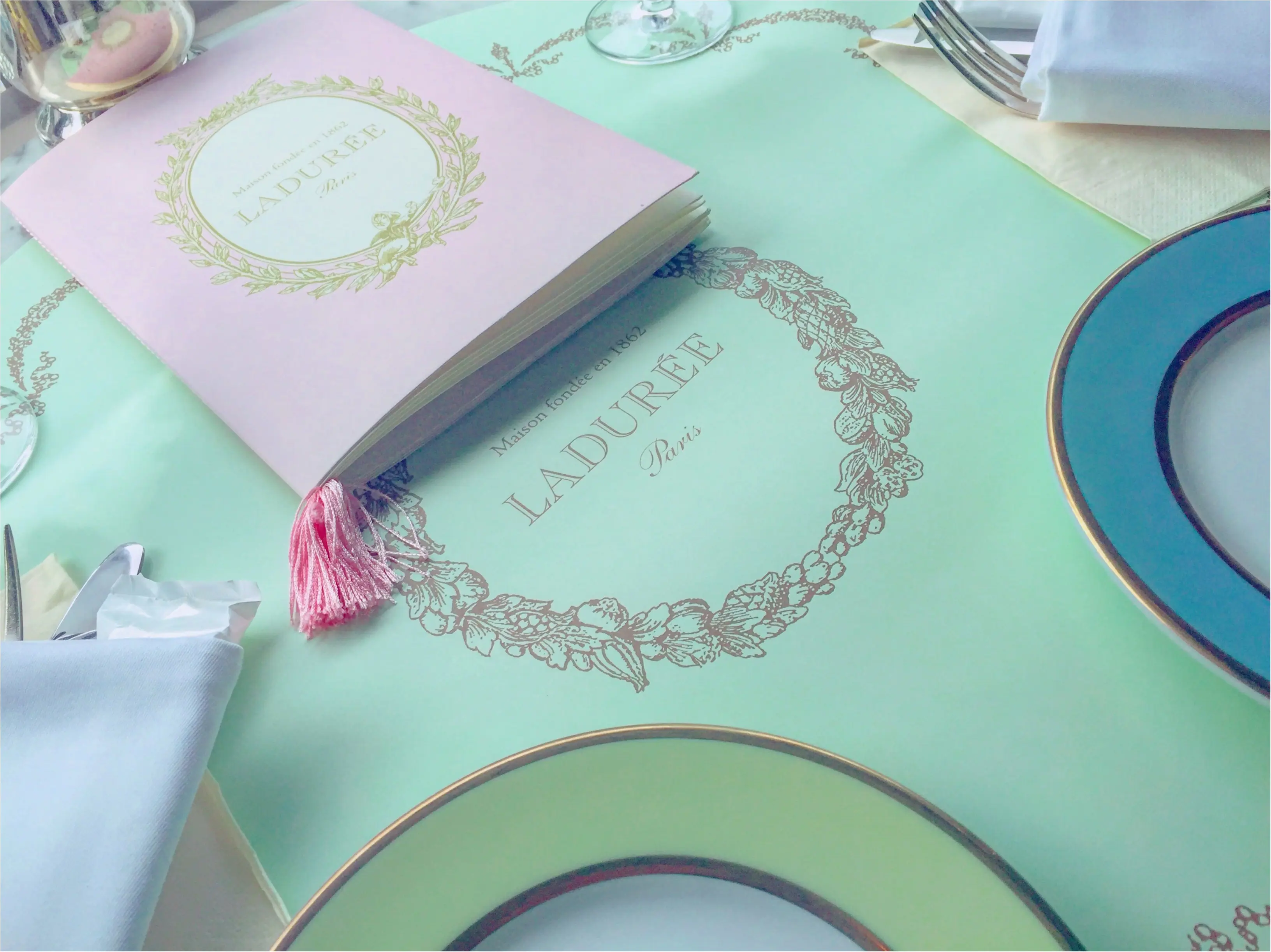 【FOOD】ときめきがとまらない♥!銀座「LADURÉE」でCafe Time⑅_3