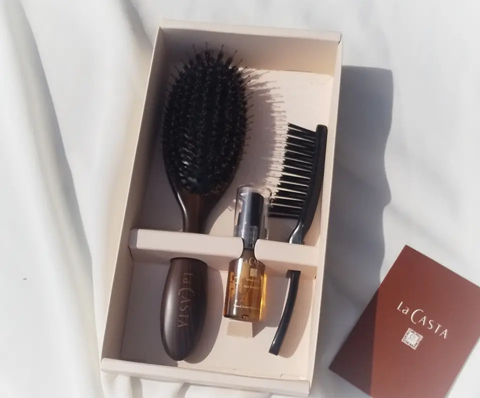 【えっ!?こんなにツヤツヤに?】La CASTAのヘアブラシで頭皮も毛先も元気に!!効果に驚き!_4