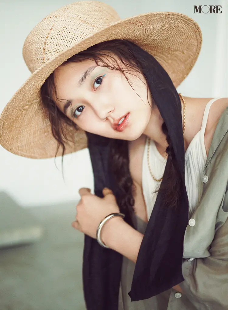 モデル・鈴木友菜